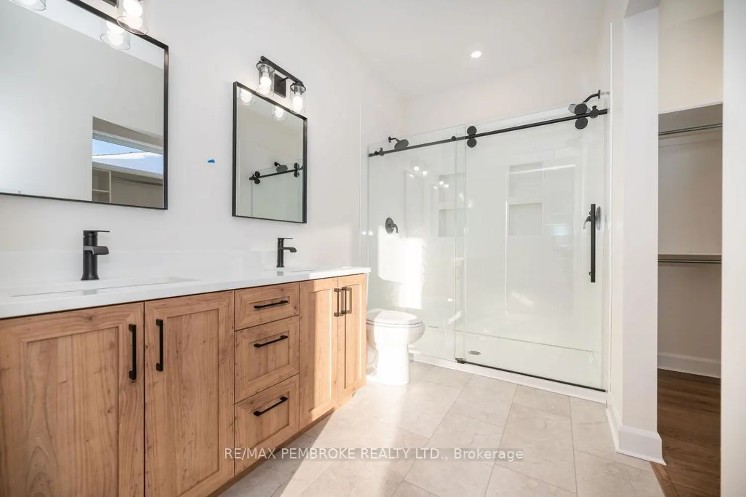 Additional image 17 of 18 Durant Street