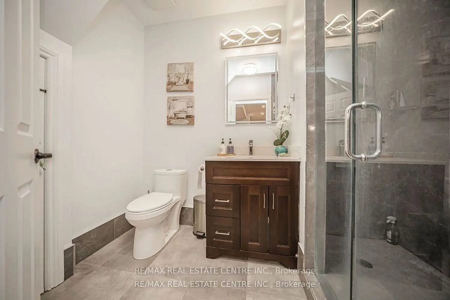 Additional image 16 of 14645 5 Side Road