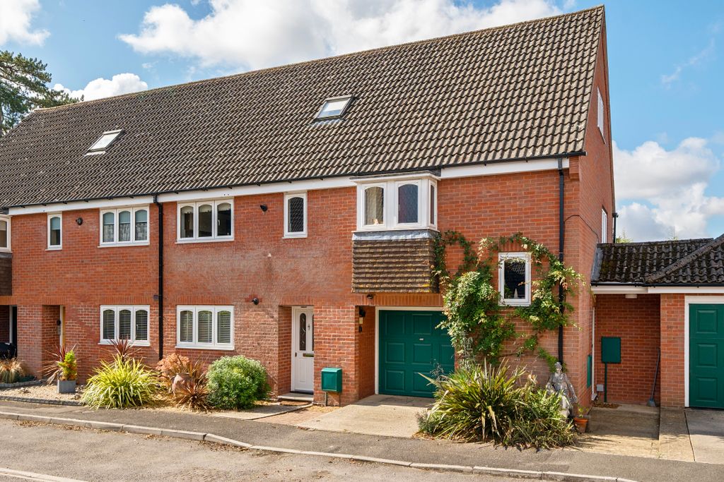 3 bed maisonette for salePark Lane, Salisbury SP1