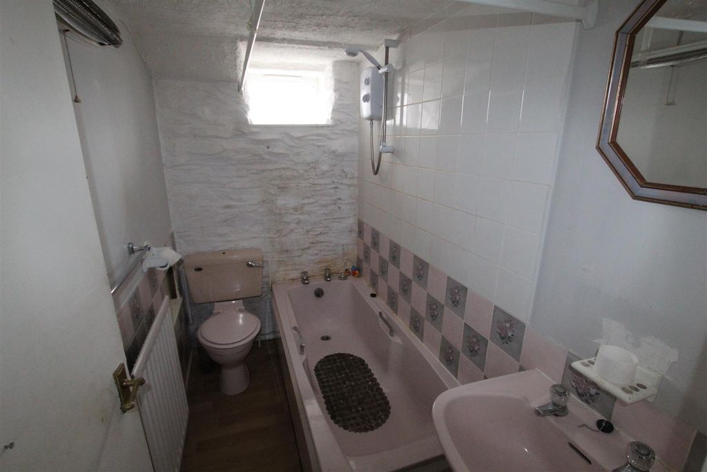 Additional image 20 of 1 bed flat for saleChurch Street, Tregaron, Nr Lampeter SY25