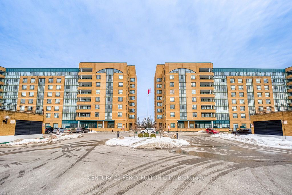 311-1655 Pickering Parkway, Pickering, ON, L1V 6L3