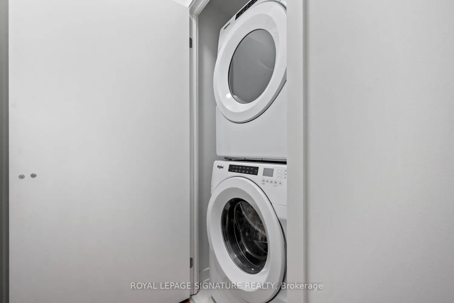 Additional image 14 of 395 Dundas Street 716