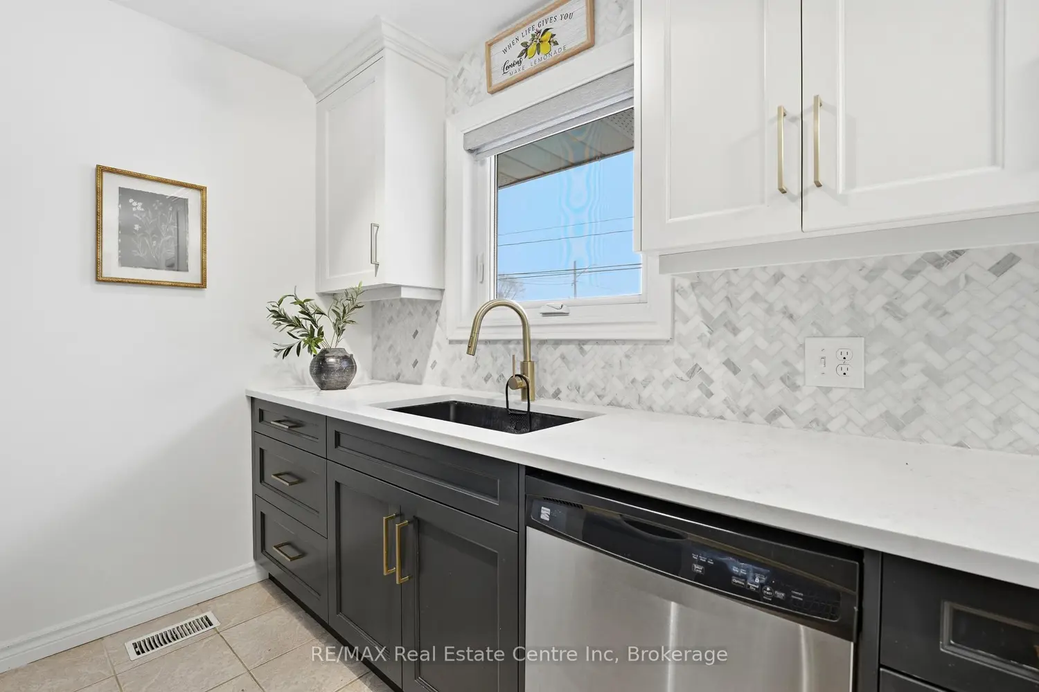 Additional image 2 of 154 Waverley Drive