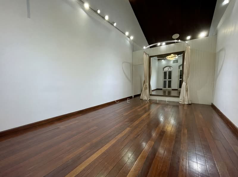 Additional image 6 of Niven Road