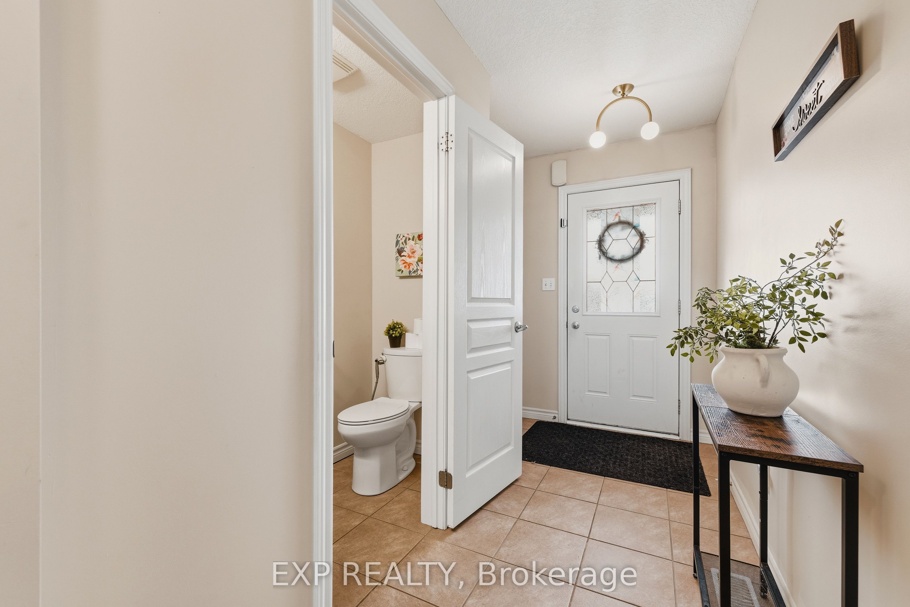 130 Simmonds Drive, Guelph, ON, N1E 7L8 photo 4