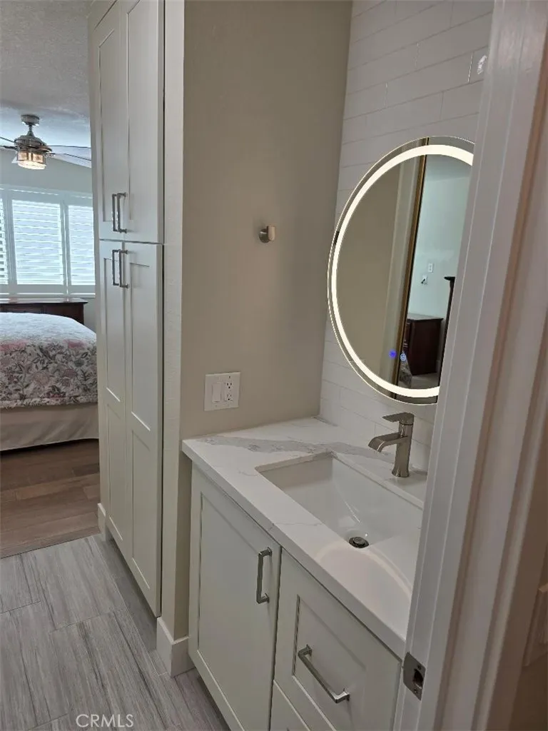 Additional image 36 of 1002 Cabrillo Park unit A Dr, Santa Ana, CA 92701