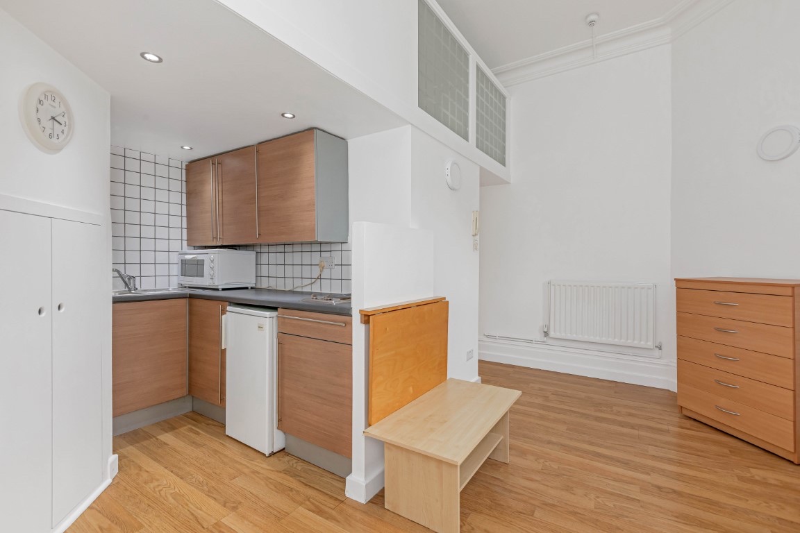 Additional image 6 of Studio Flat, Fitzjohns Avenue, NW3, N1 7GU