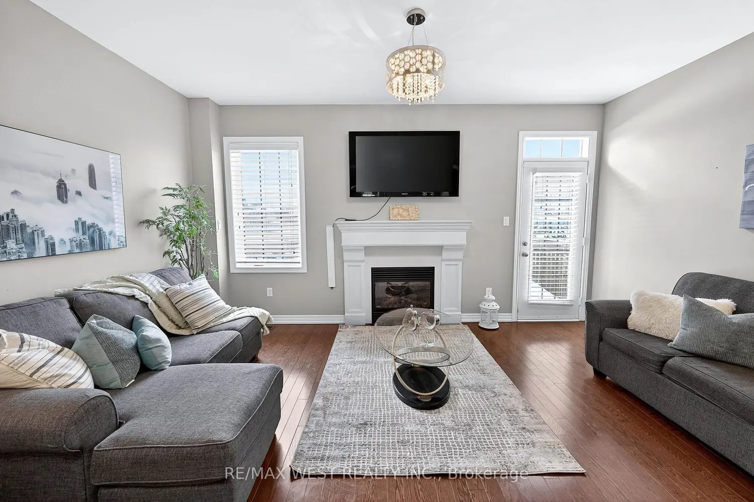 99 Alexie Way photo 5