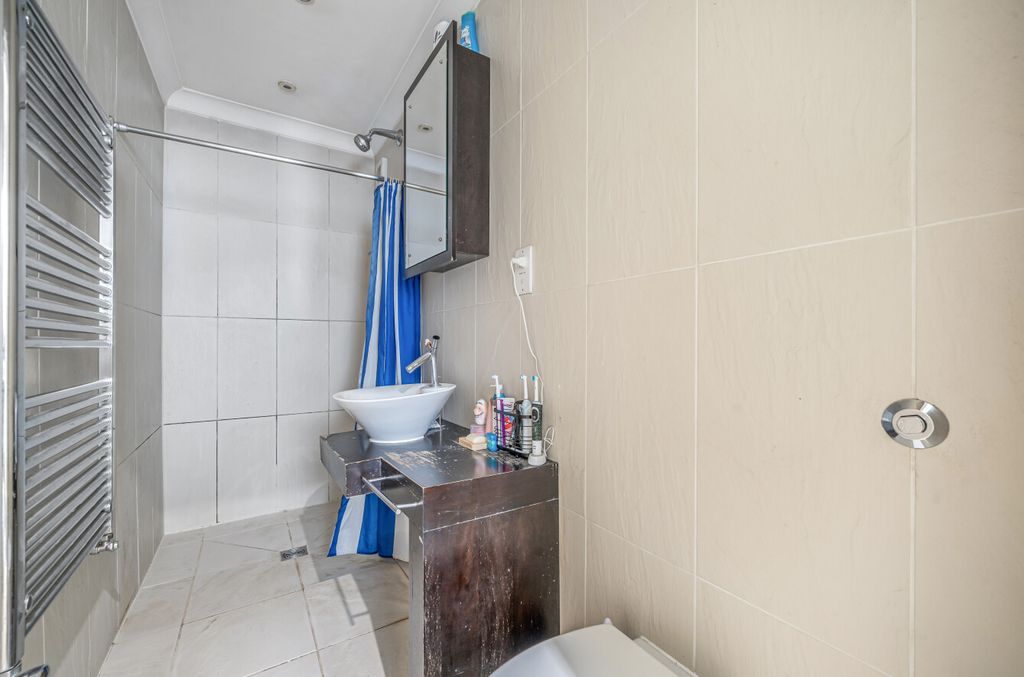 Additional image 12 of 4 bed terraced house for saleHaslemere, Surrey GU27