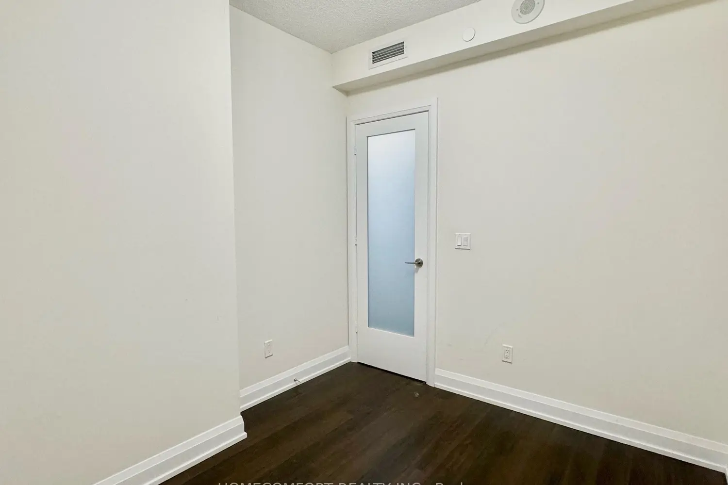 Additional image 10 of 18 Graydon Hall Drive 2511