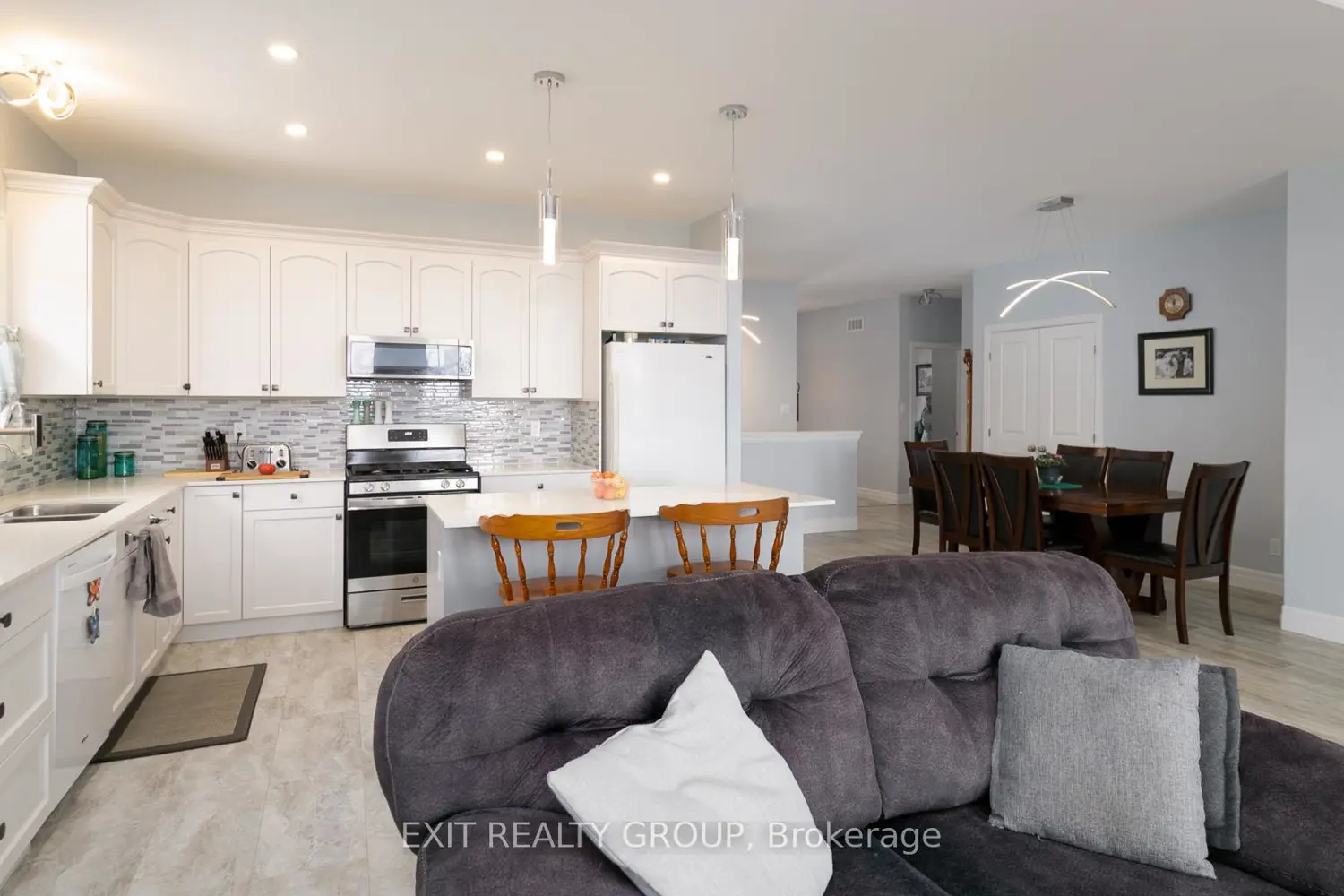 Additional image 5 of 16 Matheos Crescent