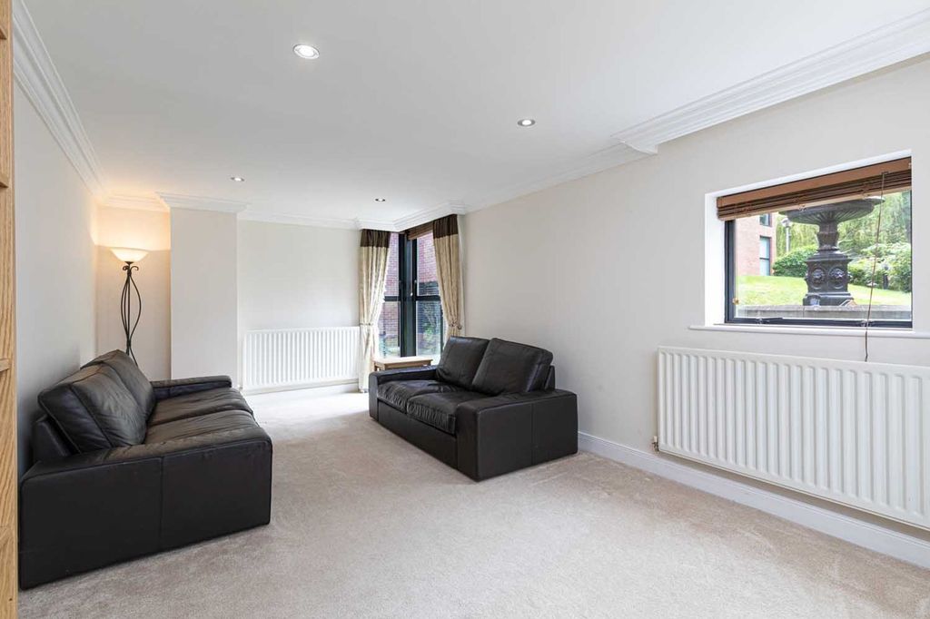 Additional image 7 of 3 bed flat for sale4 Adderstone Court, Adderstone Crescent, Jesmond, Newcastle Upon Tyne, Tyne And Wear NE2