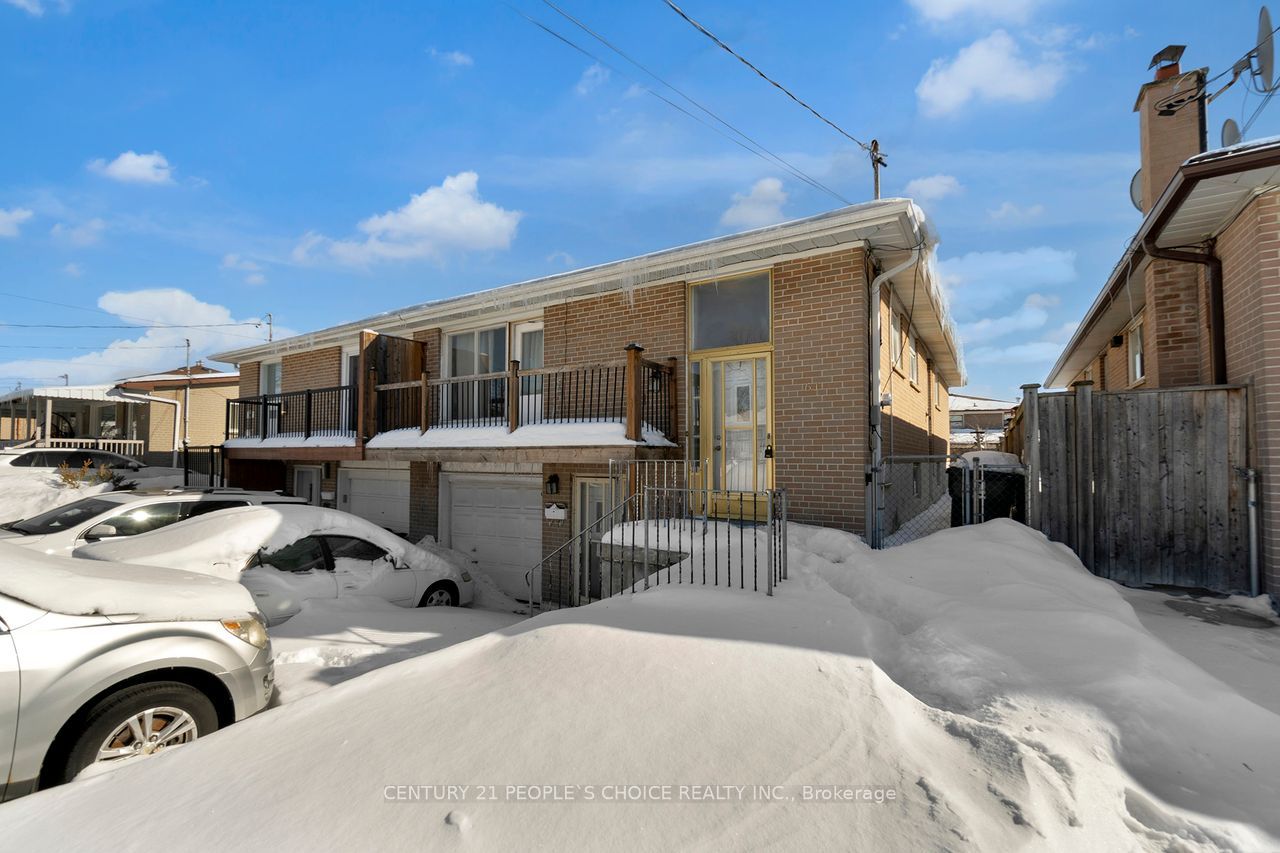 Additional image 6 of 61 Primula Crescent, Toronto, ON, M9L 1J9