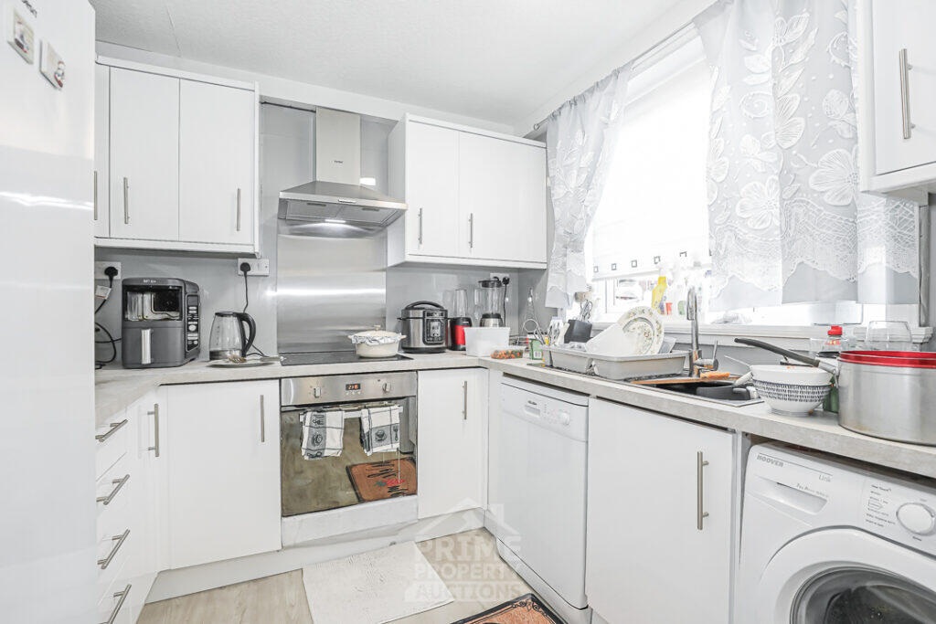 Additional image 4 of 21 East Main Avenue, Aberdeen, AB16 6UX