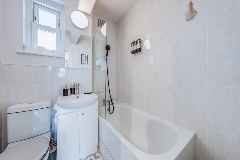 Additional image 5 of 1 Bed Flat, Greater London, W11, N1 7GU