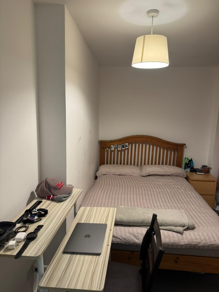 Additional image 7 of Room in a Shared Flat, Kingfisher Court, SW11, N1 7GU