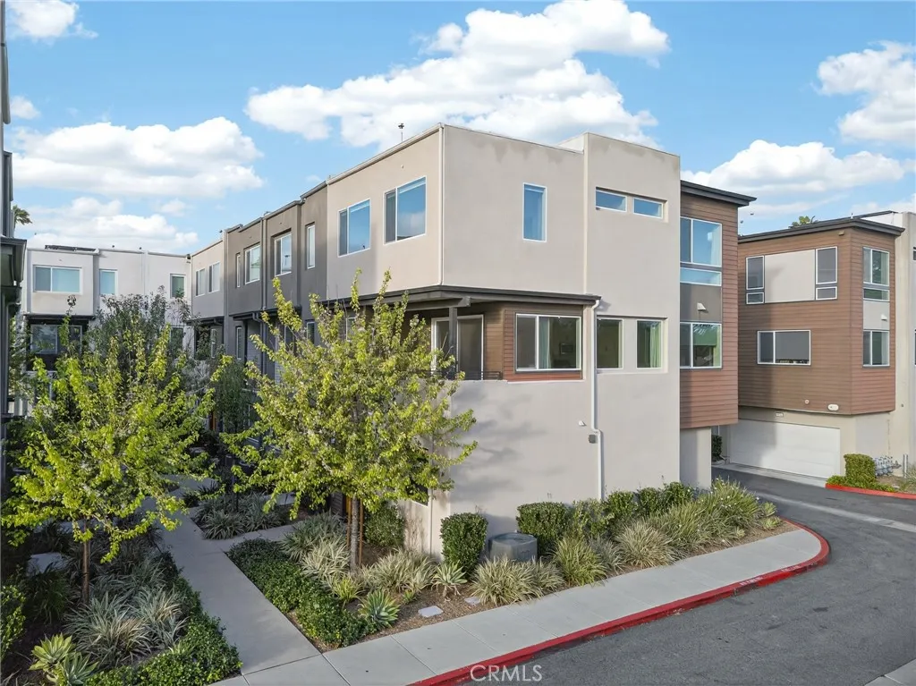 Additional image 55 of 8405 N Fusion Way, Northridge, CA 91325