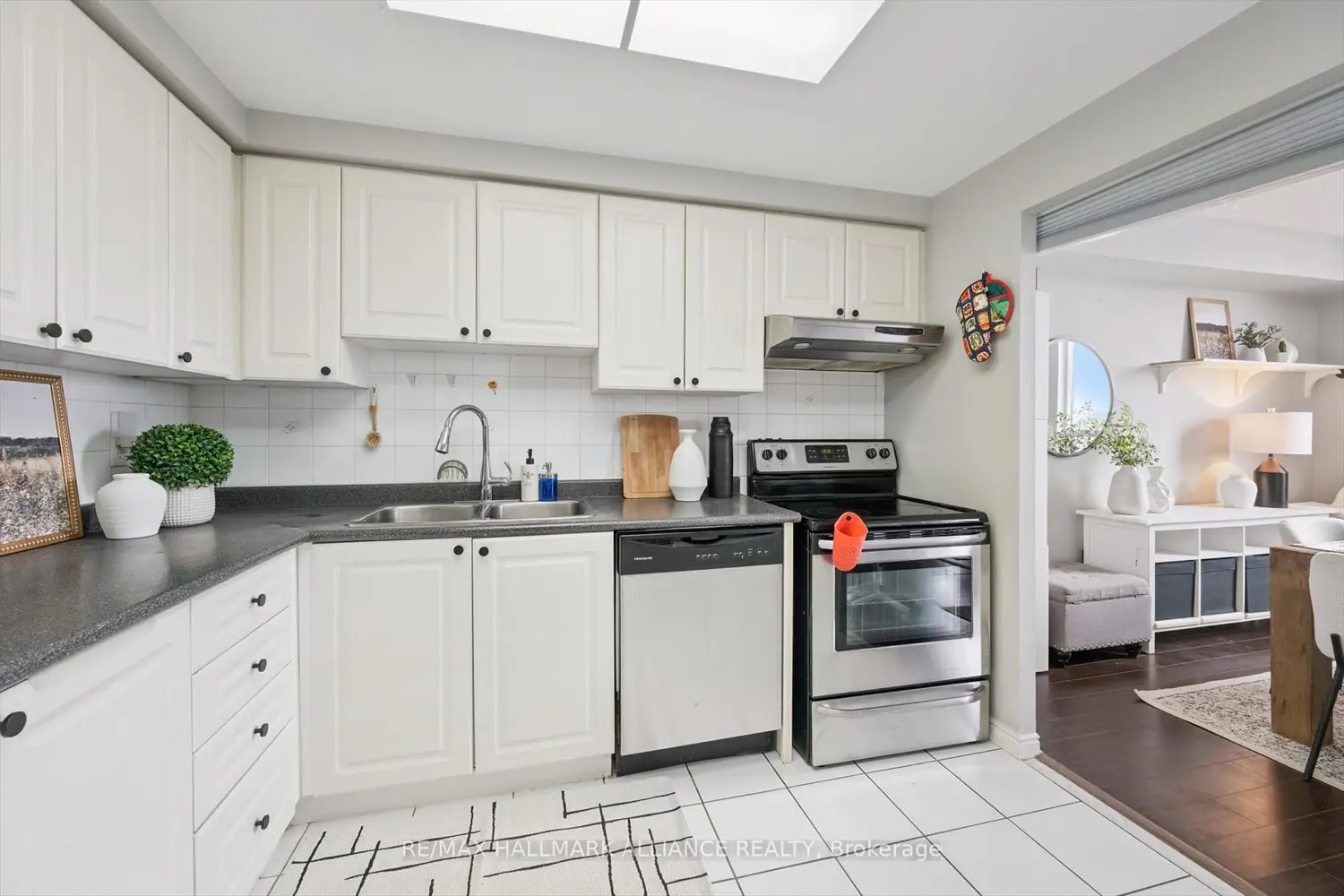 Additional image 13 of 135 Hillcrest Avenue 507