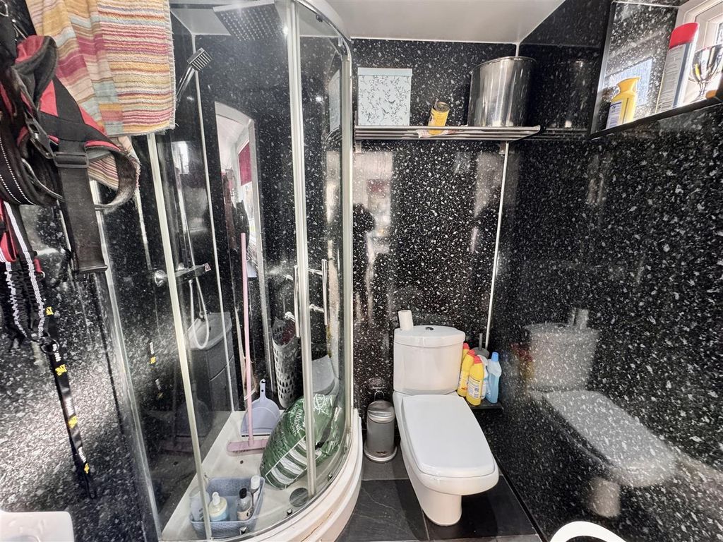 Additional image 10 of 4 bed detached house for salePenybanc Road, Ammanford SA18