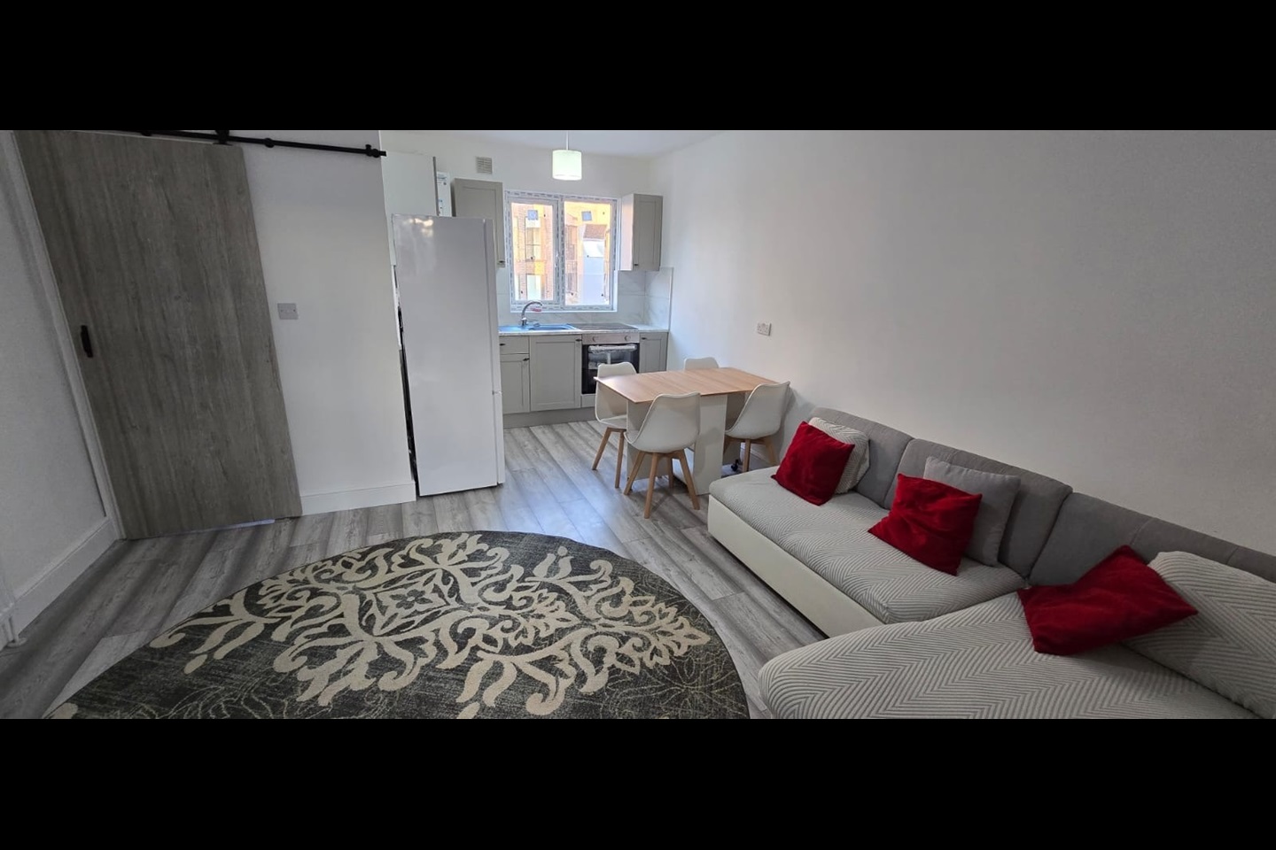 Additional image 4 of 1 Bed Flat, Peckham High Street, SE15, N1 7GU