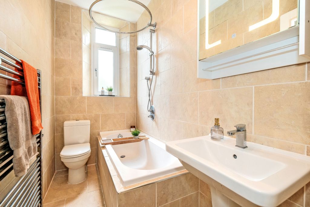 Additional image 13 of 3 bed flat for sale28 Grosvenor Place, Rosemount, Aberdeen AB25