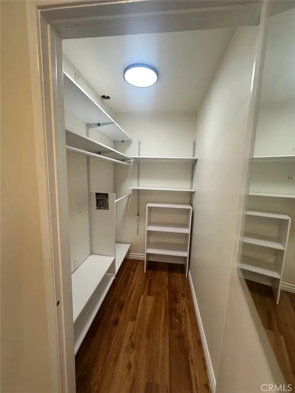 Additional image 11 of 9711 Hayvenhurst Ave, Northridge, CA 91343