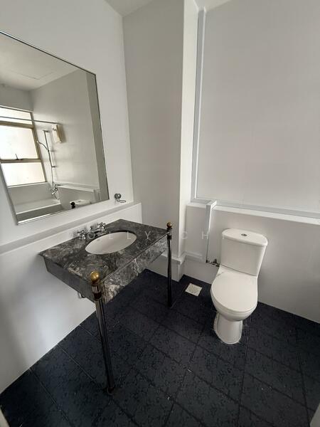 Additional image 4 of 2 Leonie Hill Road