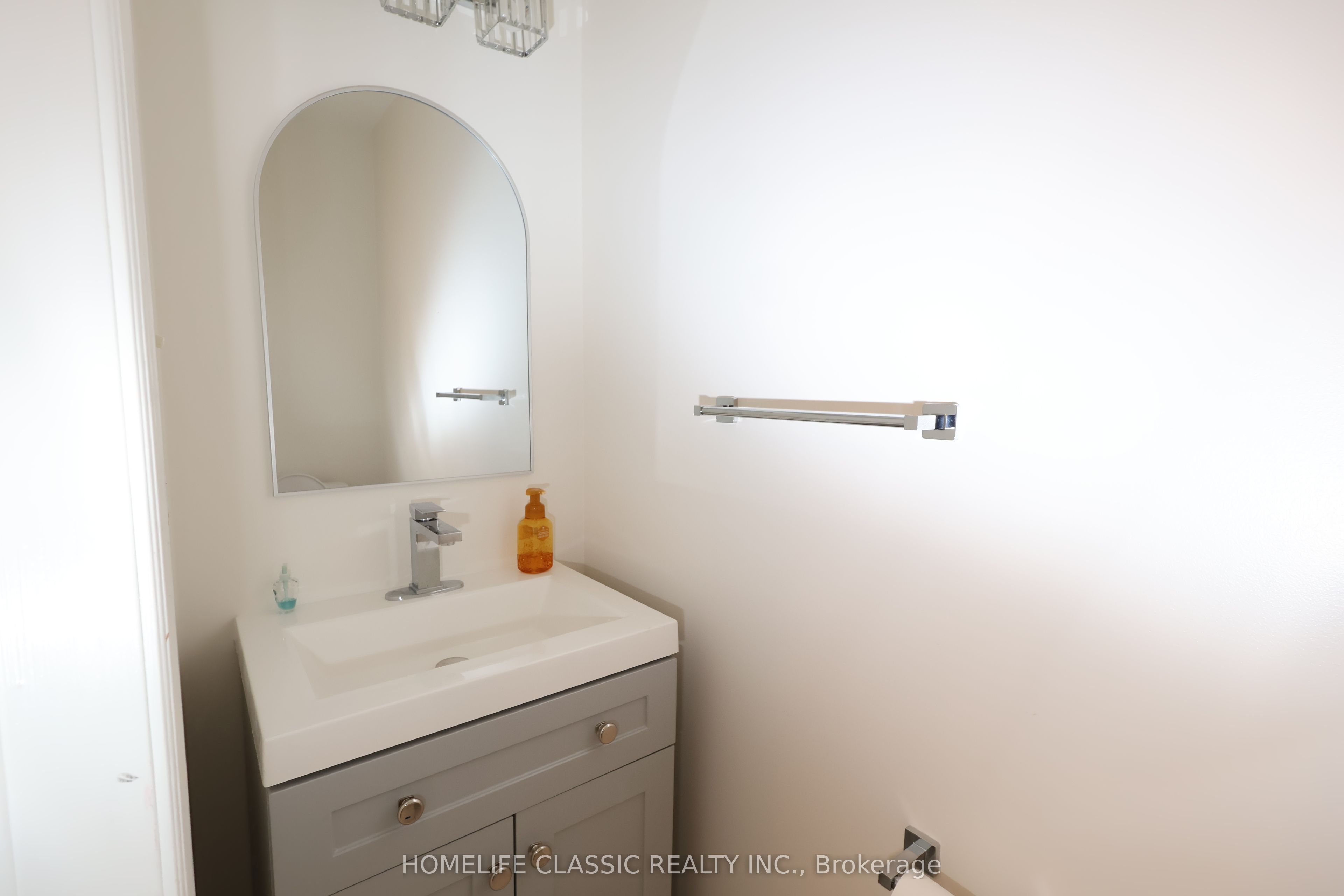 Additional image 4 of 41 Chelton Dr Drive, Richmond Hill, ON, L4E 4A9