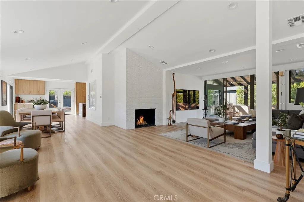 Additional image 8 of 23139 Erwin Street, Woodland Hills, CA 91367