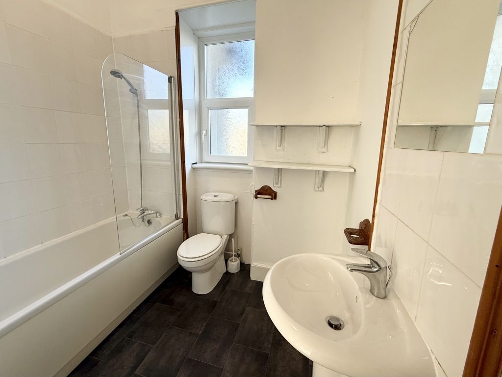 Additional image 16 of 3 bed flat for saleGreengates 39 Wellington St, Dunoon PA23