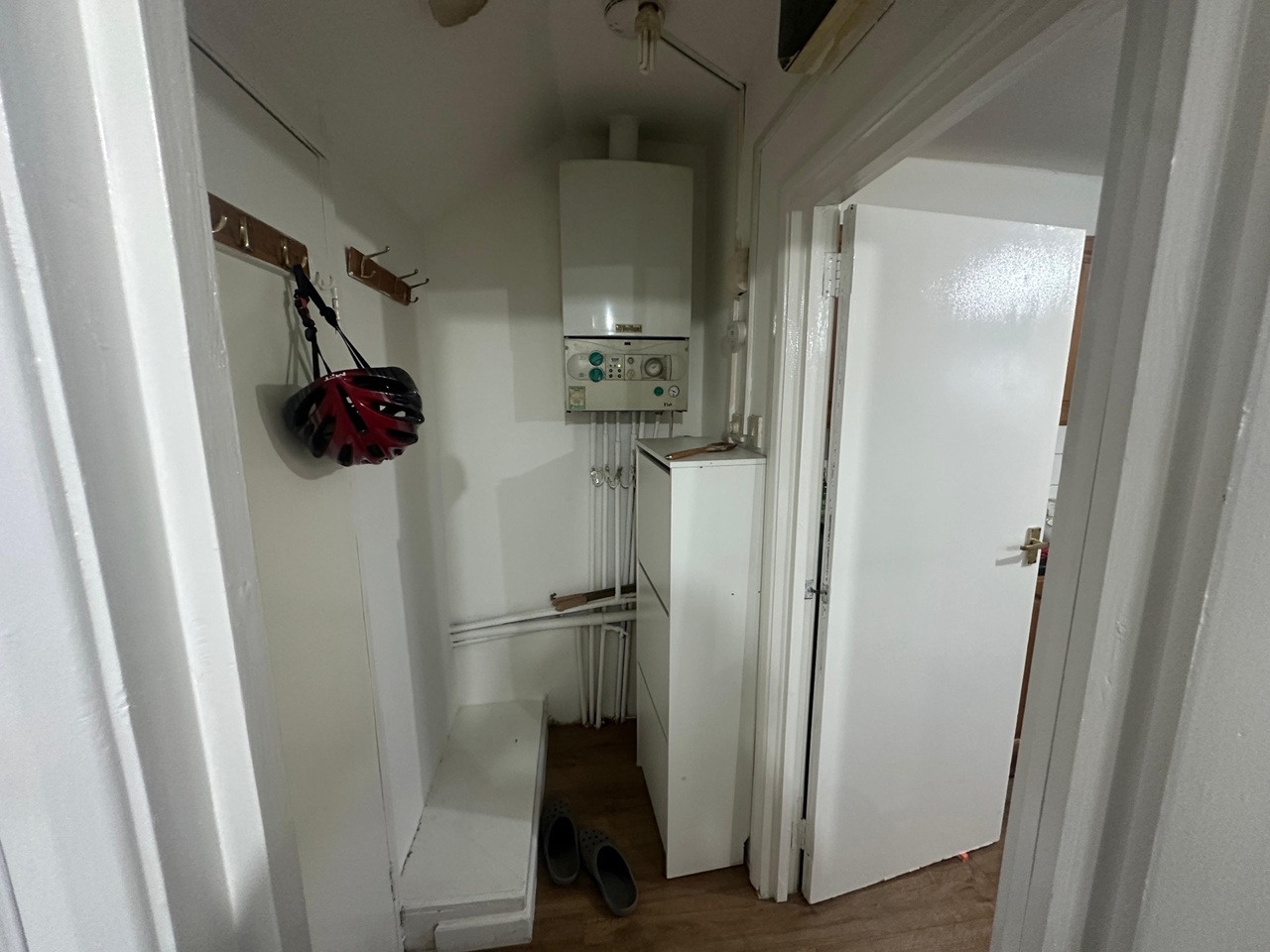 Additional image 4 of Studio Flat, Brecknock Road, N19, N1 7GU