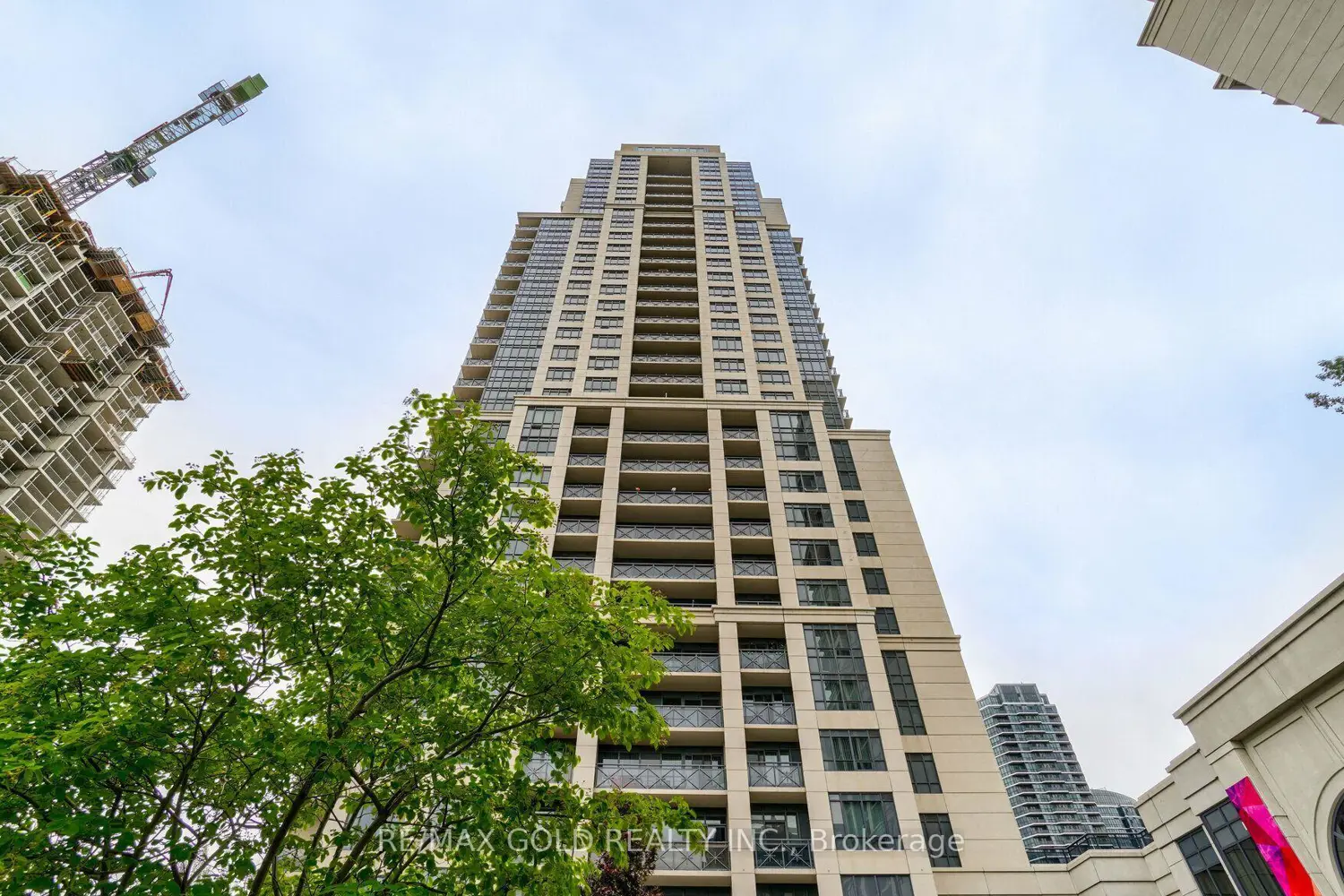 2 Eva Road 2727 photo 2