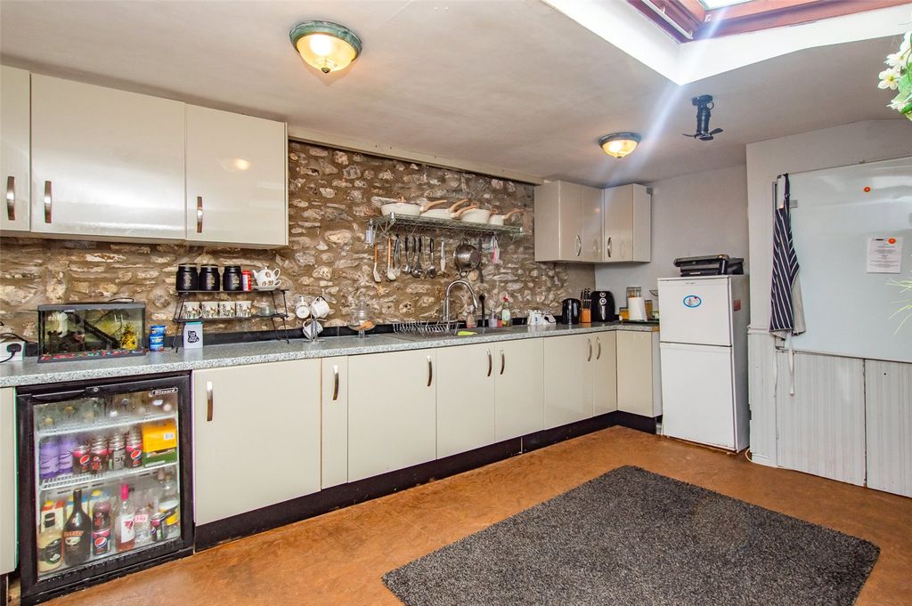 Additional image 12 of 8 bed flat for saleStone Street, Llandovery, Carmarthenshire SA20