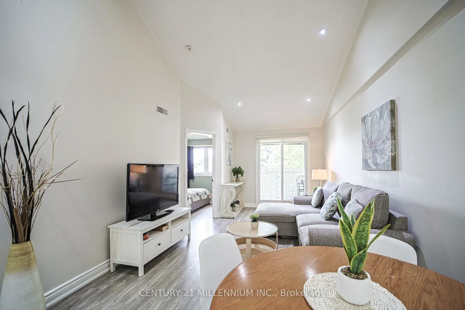 85 Bristol Road 164 photo 5