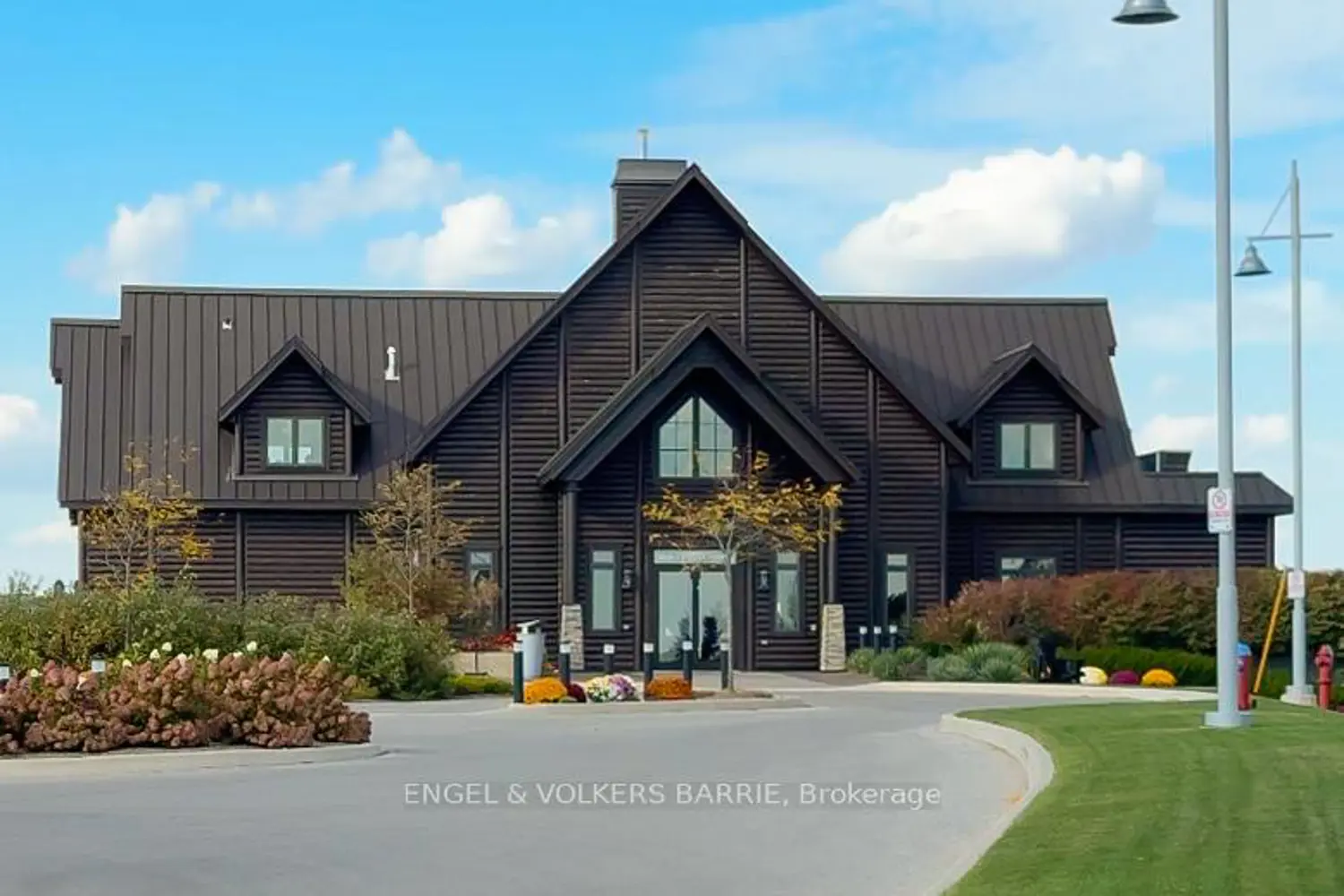 Additional image 19 of 375 Sea Ray Avenue 132