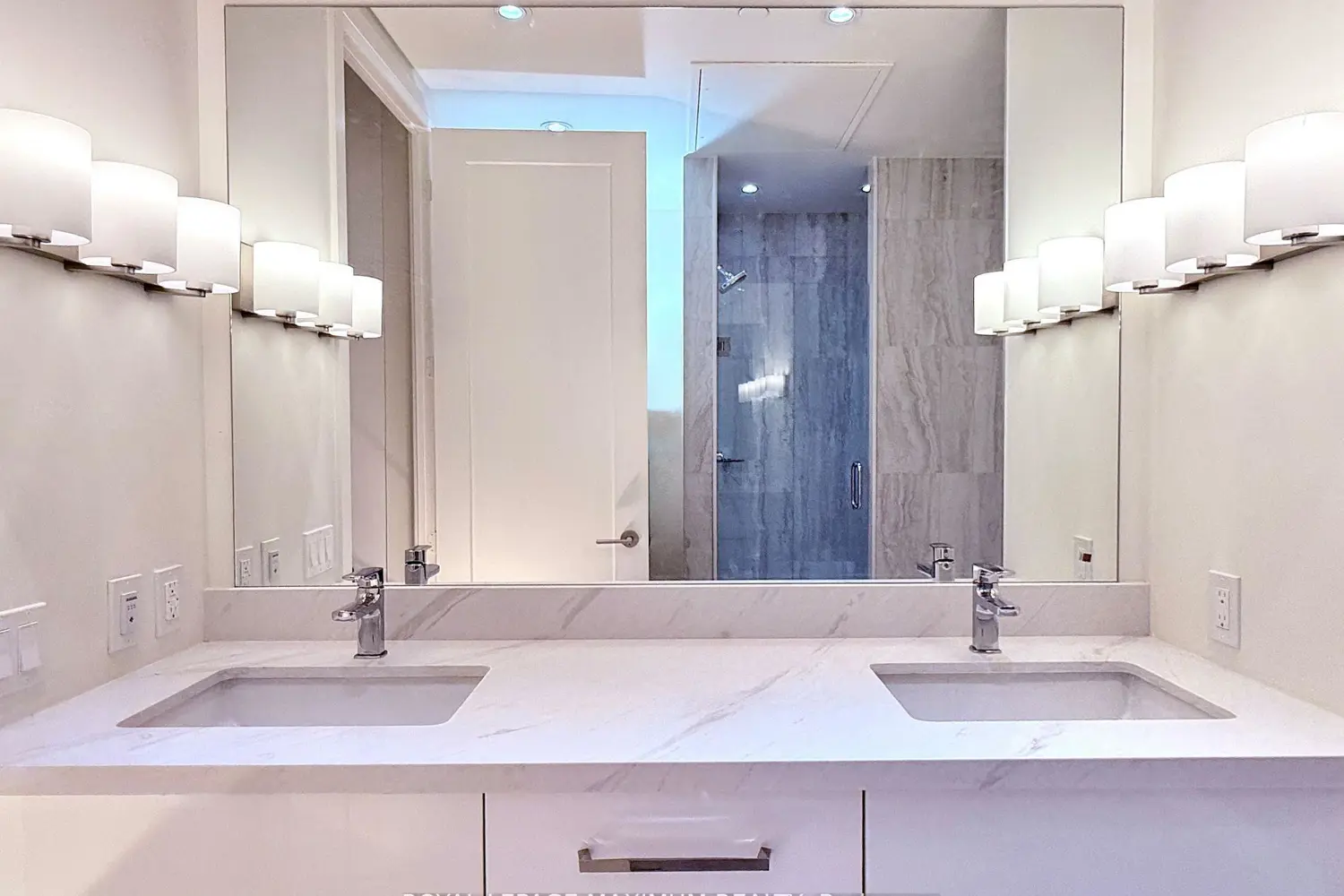 Additional image 14 of 9000 Jane Street Ph 212