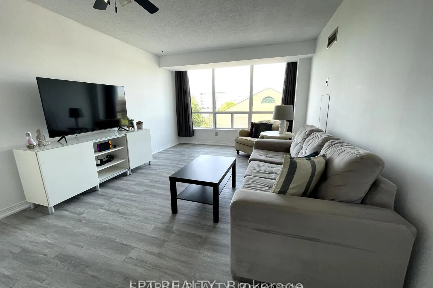 Additional image 11 of 711 Rossland Road 505