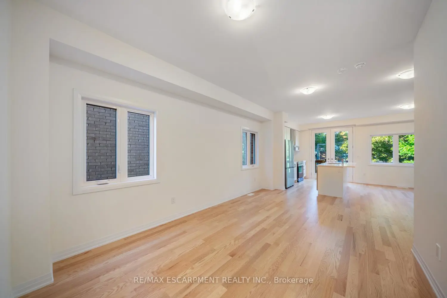 Additional image 3 of 461 Adelaide Street