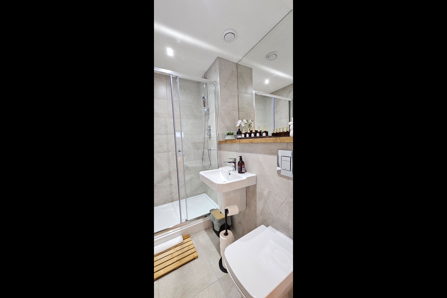 Additional image 20 of 2 Bed Flat, Leeds City Centre, LS9, N1 7GU