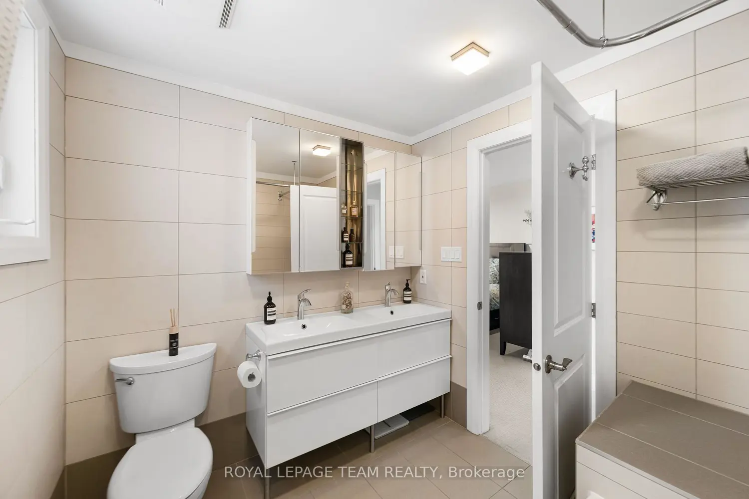 Additional image 12 of 649 Churchill Avenue