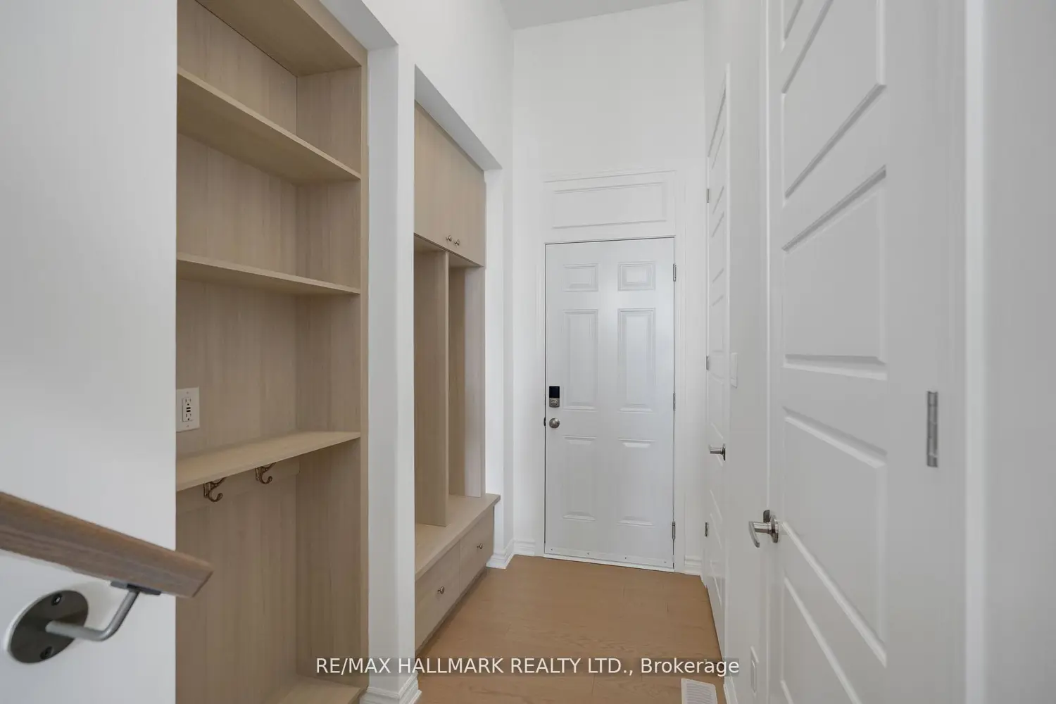 Additional image 9 of 634 Newlove Street