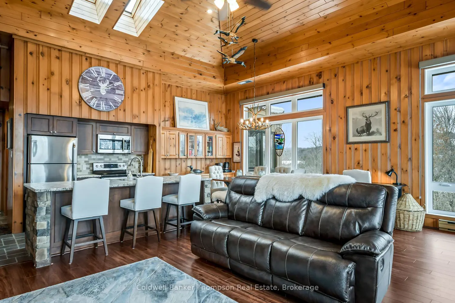 Additional image 9 of 22-301 Oakridge Deerhurst Drive