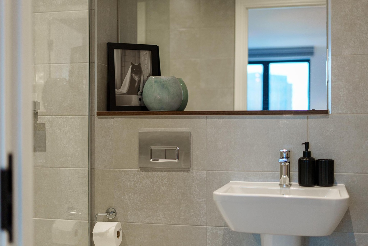 Additional image 18 of 2 Bed Flat, Springwell Gardens, LS12, N1 7GU