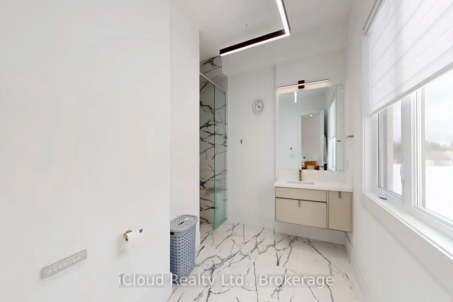 Additional image 7 of 674525 Hurontario Street