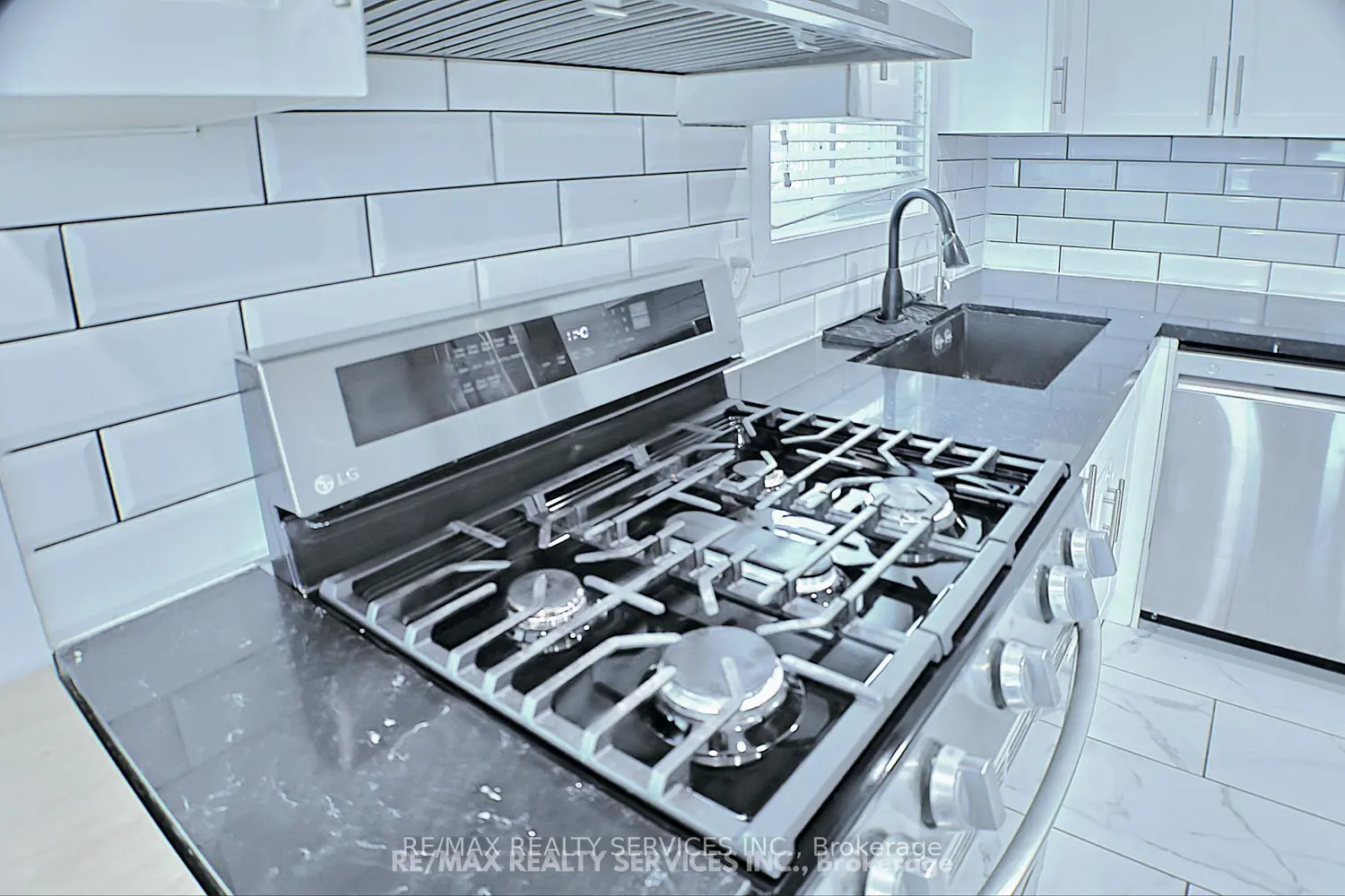 Additional image 12 of 662 Elgin Street