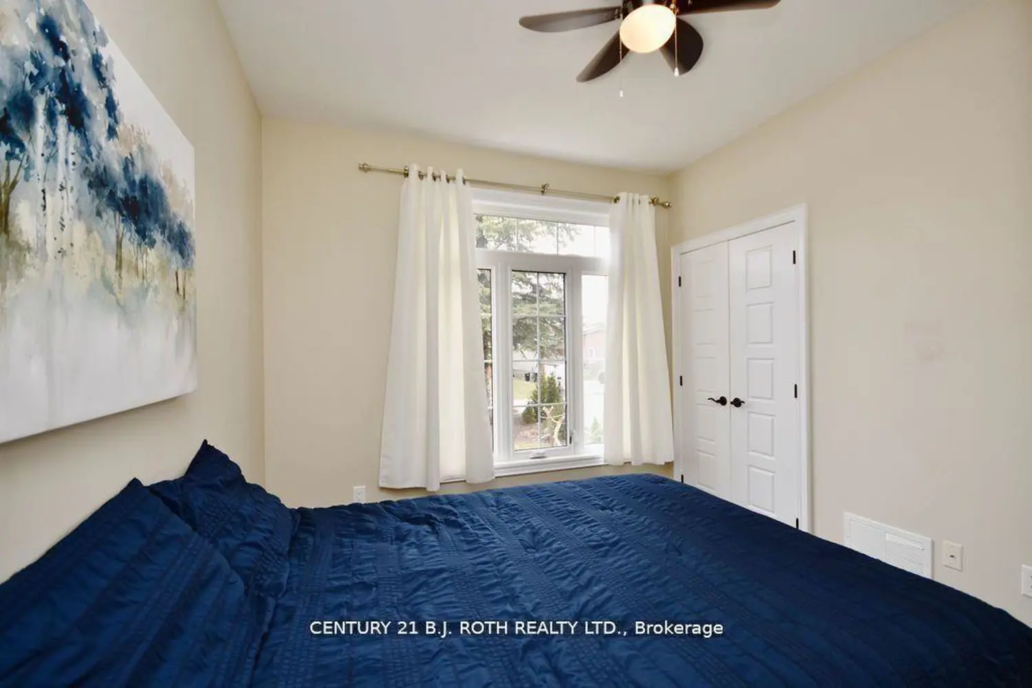 Additional image 4 of 1738 Wingrove Avenue