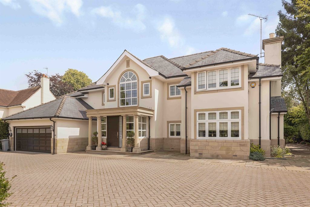 6 bed detached house for saleBow Green Road, Bowdon, Altrincham WA14