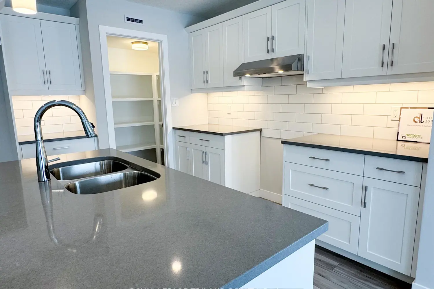 Additional image 15 of 110 Styles Drive