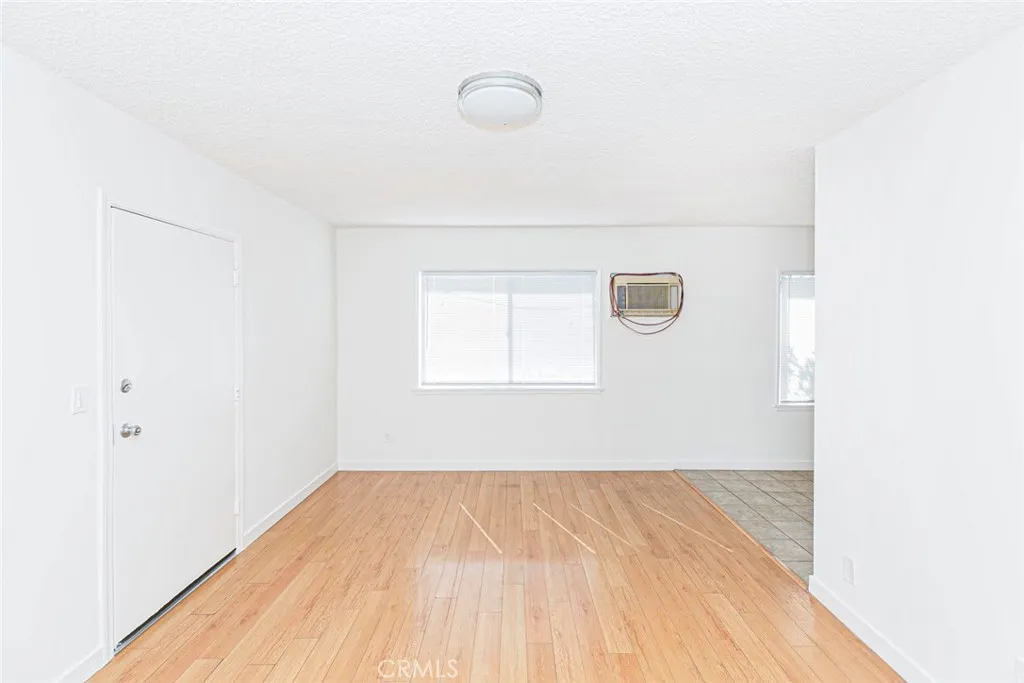 Additional image 38 of 11659 Hamlin Street Unit 6, North Hollywood, CA 91606