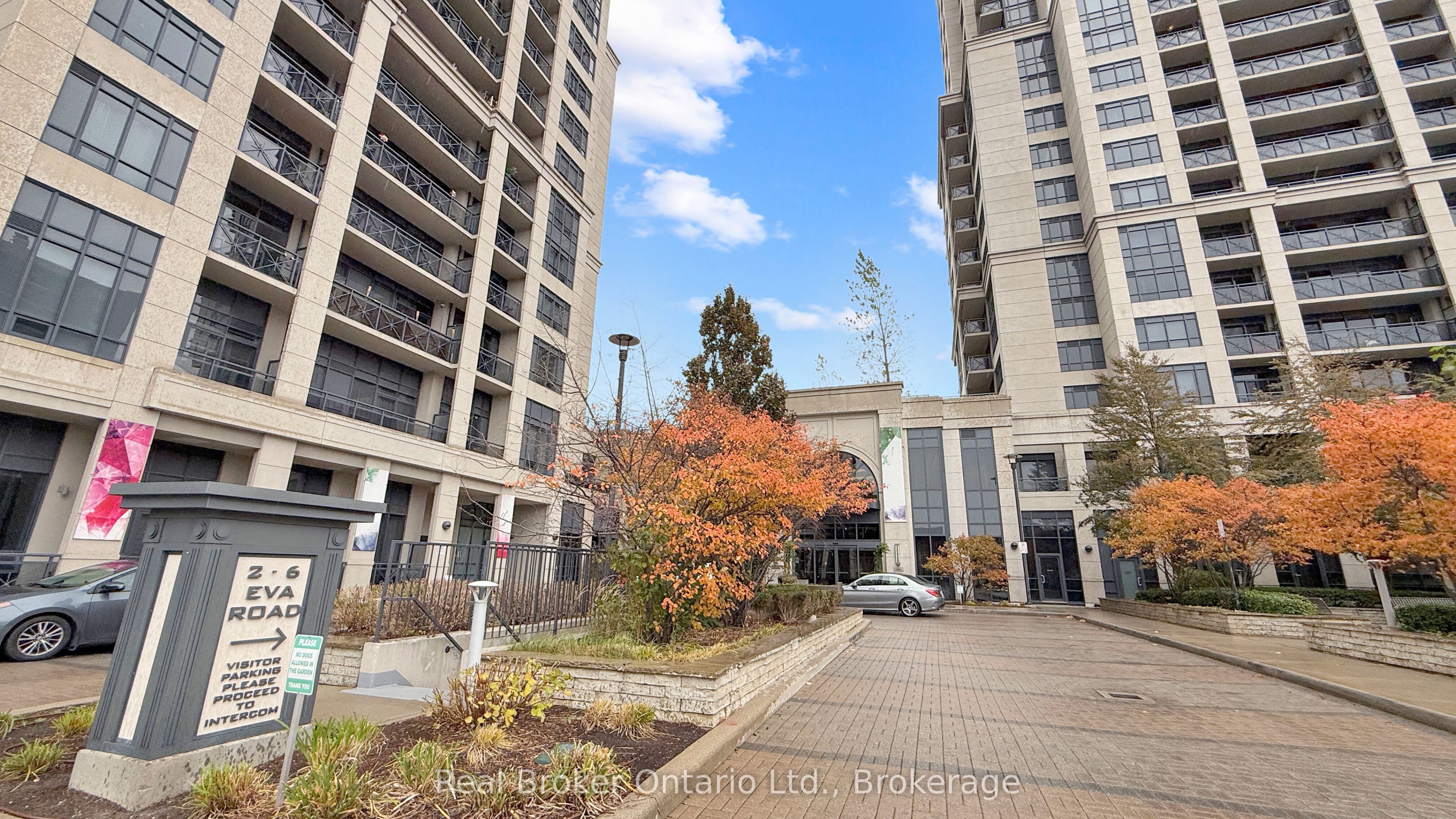 Additional image 4 of 1724-2 Eva Road, Toronto, ON, M9C 0A9
